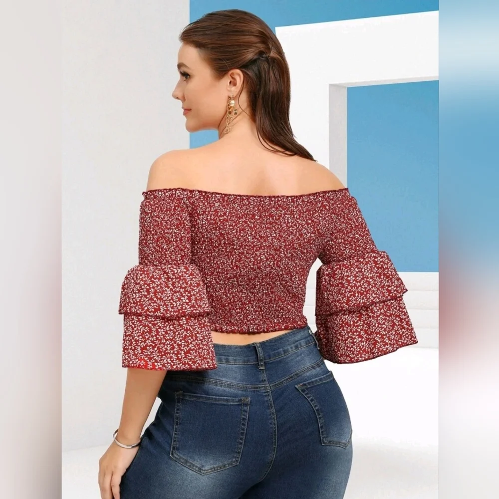 PLUS Off Shoulder Blouse - Picture 2 of 8